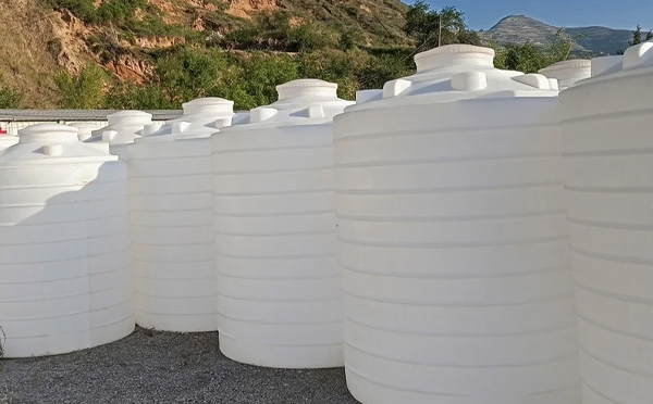 化工液体储存注意事项——选对PE碌曲塑料桶避免安全隐患