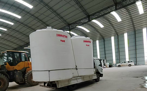 特加厚碌曲塑料大桶装车运输交付实录